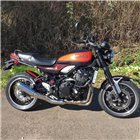 Pyramid Hugger | Metallic Brown/Metallic Orange (Candytone Brown/Candytone Orange) | Kawasaki Z 900 RS 2017-2020