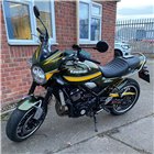 Pyramid Hugger | Metallic Green (Candytone Green Scheme) | Kawasaki Z 900 RS 2019-Current