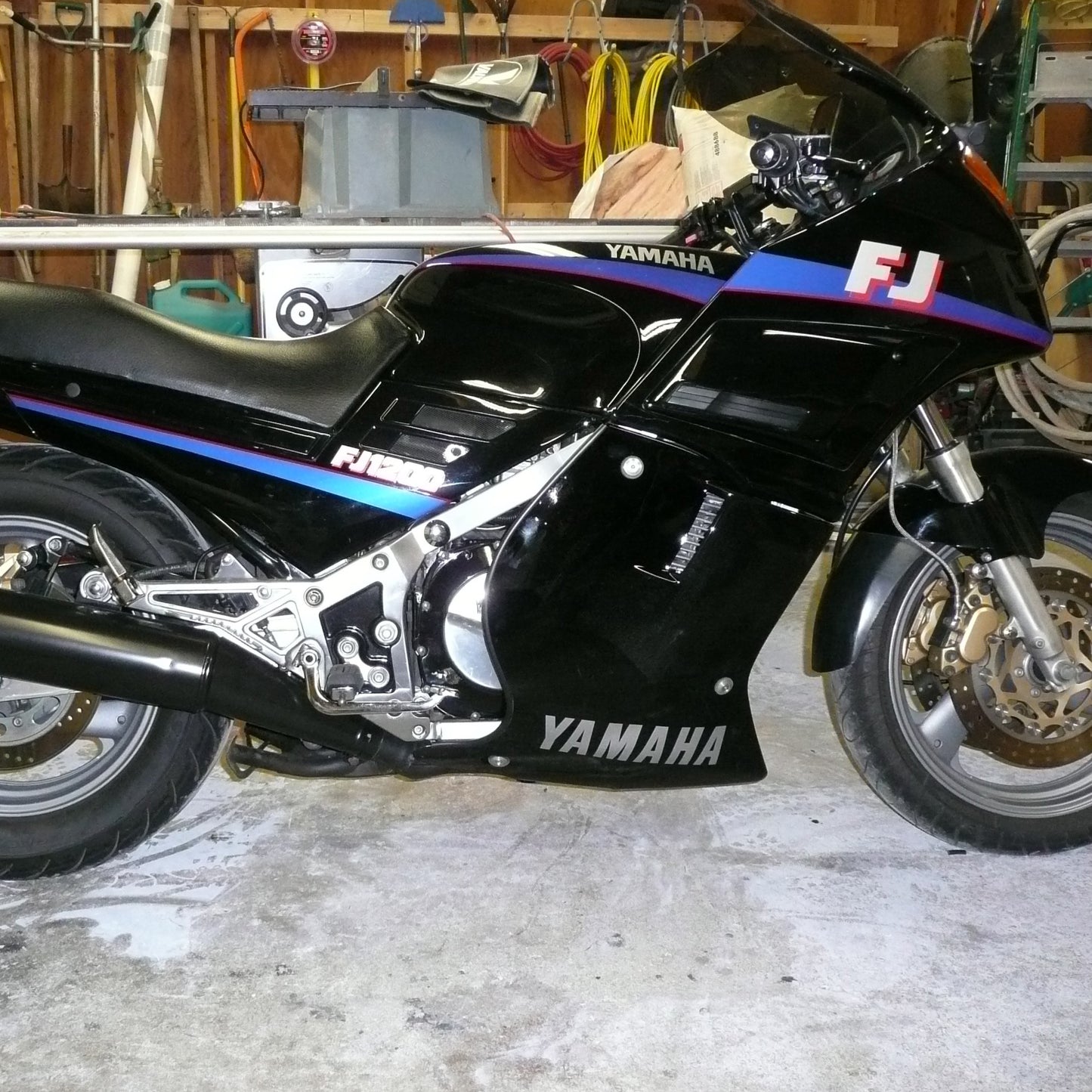 Yamaha FJ1200 88-90 (3CV) - Fairing Lowers