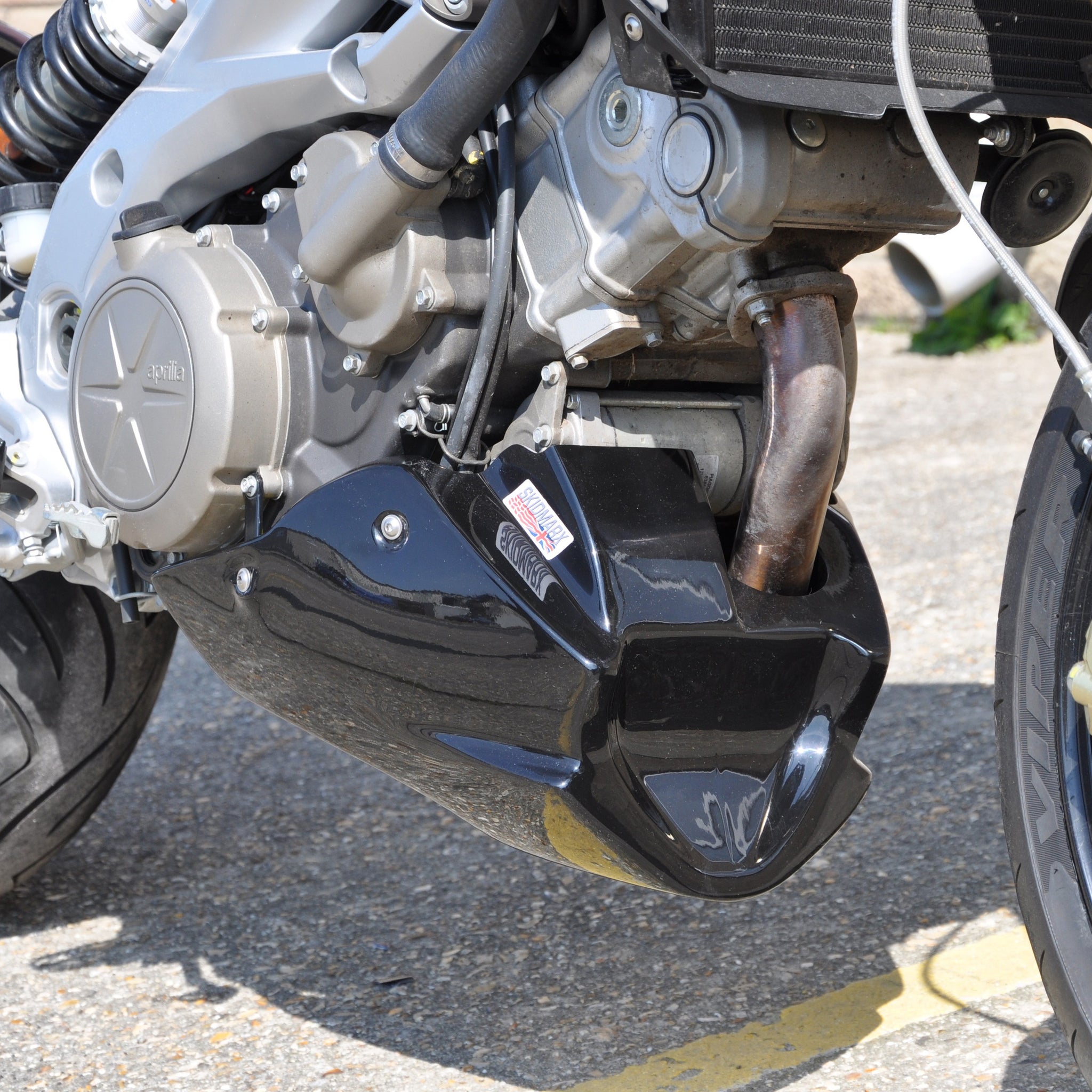 Aprilia 750 Dorsoduro - Standard Belly Pan