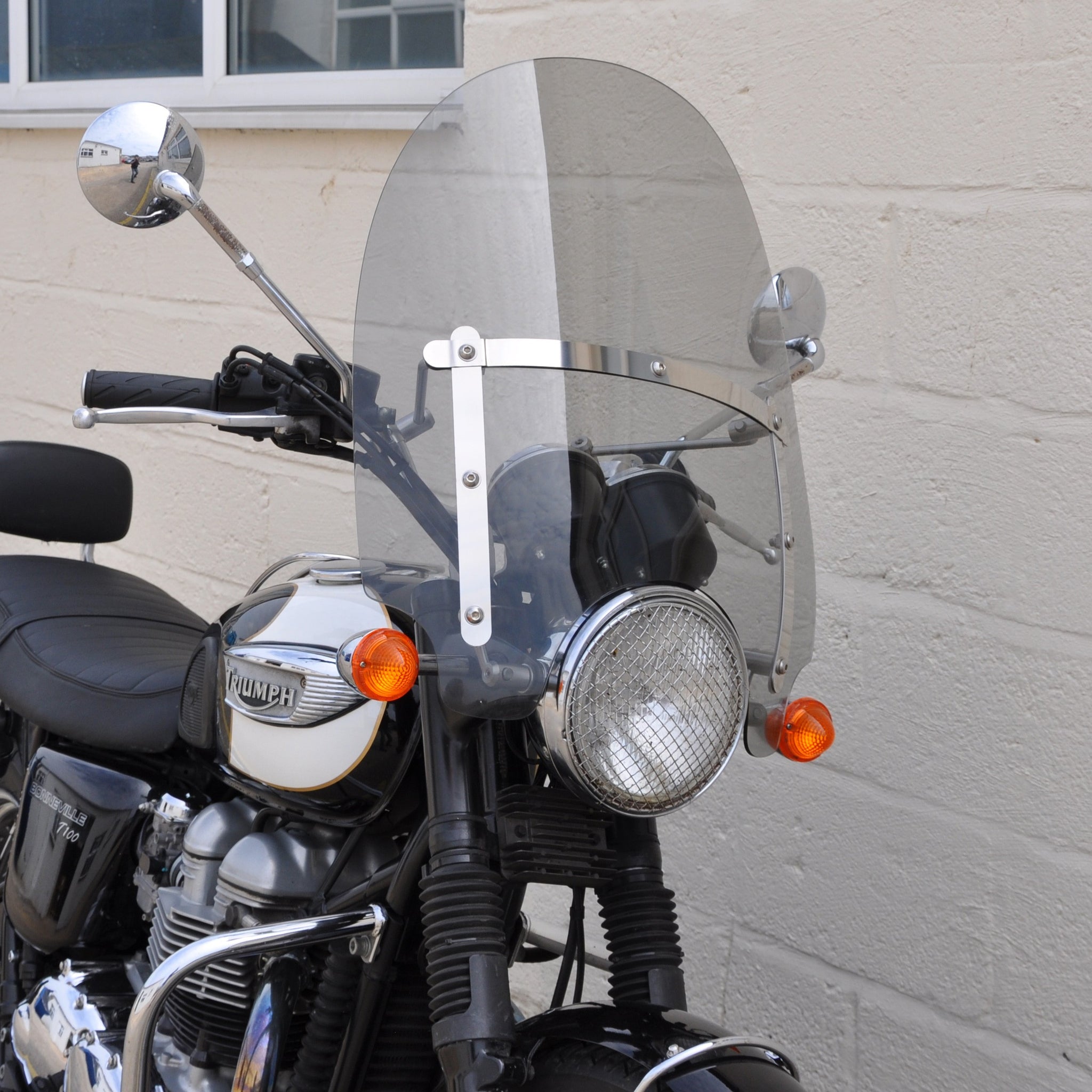 Triumph Bonneville - Custom Cruiser Screen