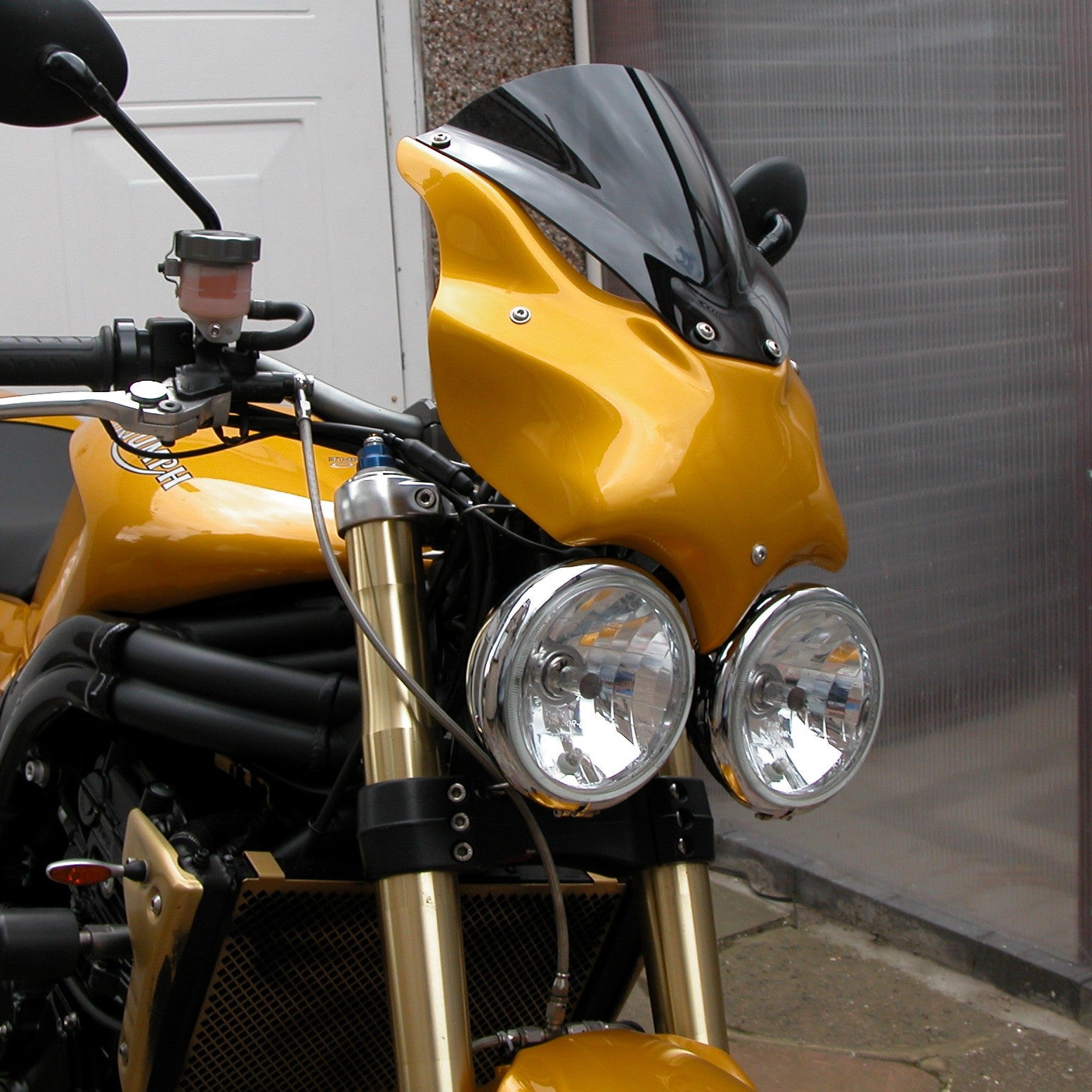 Triumph 1050 Speed Triple - RR-2 Cockpit Deflector Fairing