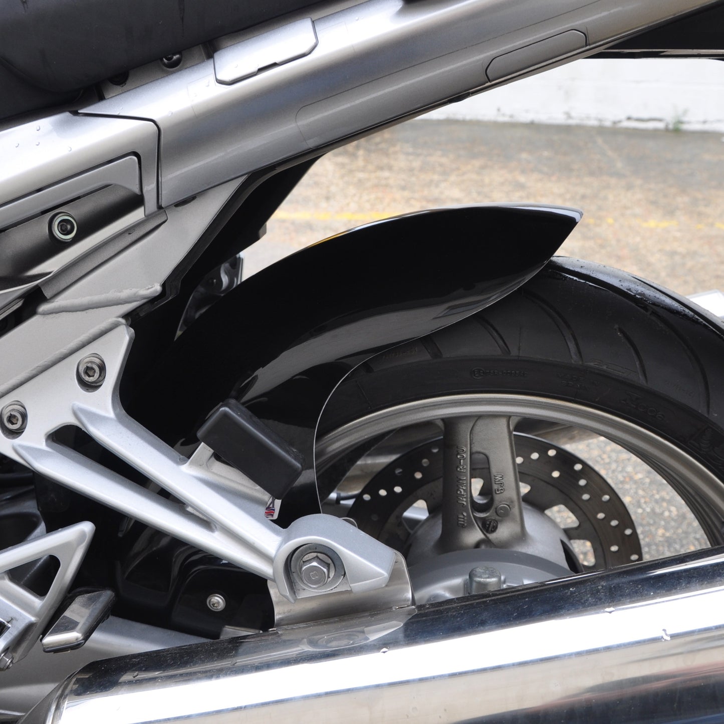 Yamaha FJR1300 2006-12 Rear Hugger (GRP)
