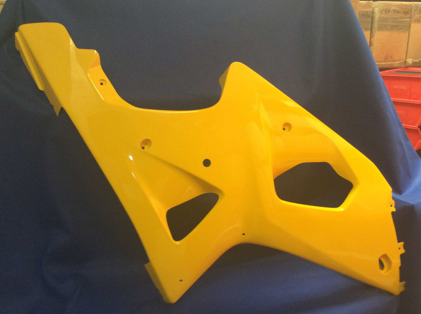 Suzuki GSXR600 K1-3 2001-03 - Lower Fairing Panel (Right Hand)