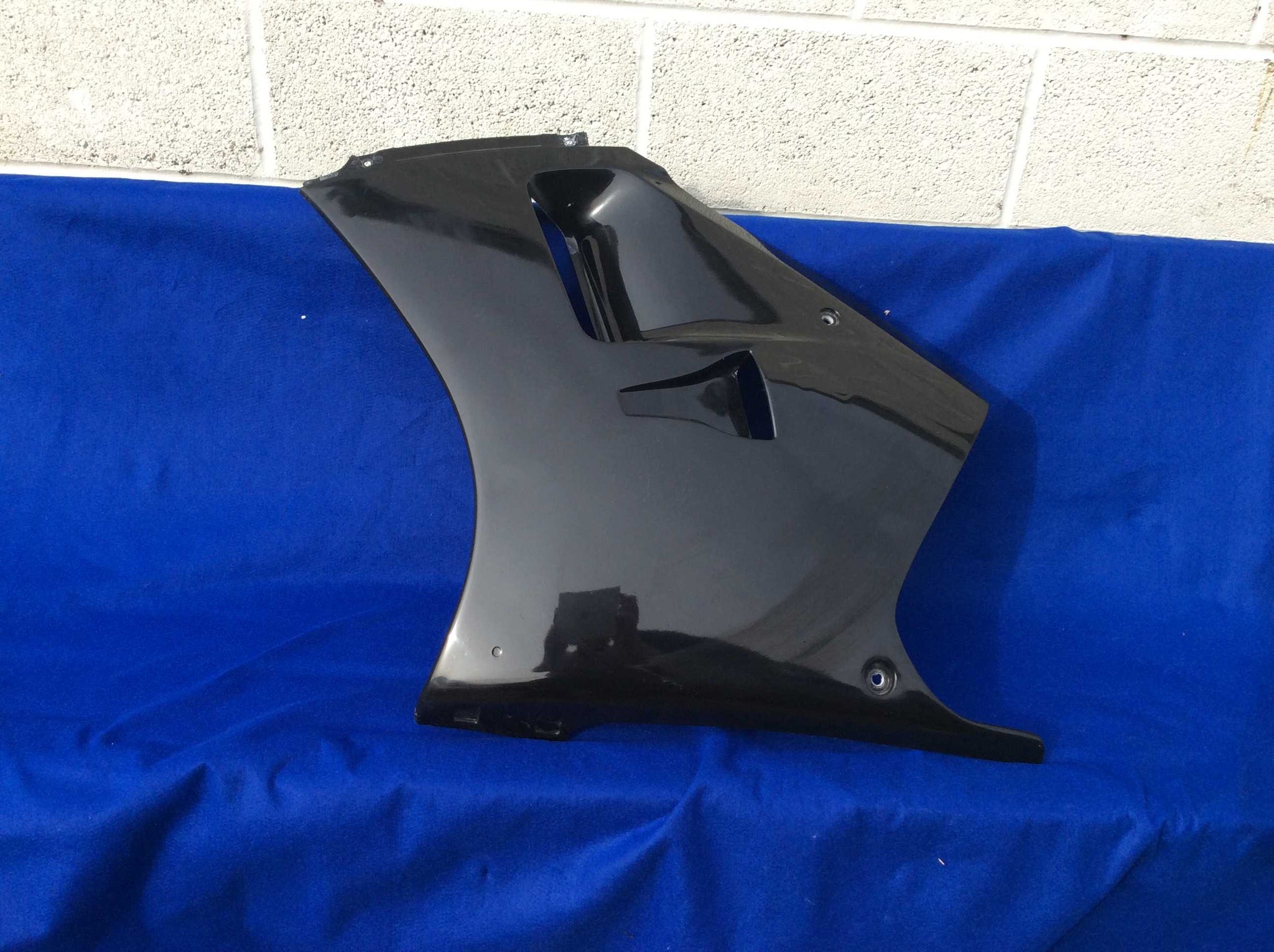 Suzuki RGV250M- 91on - Lower Panel (Left Hand)