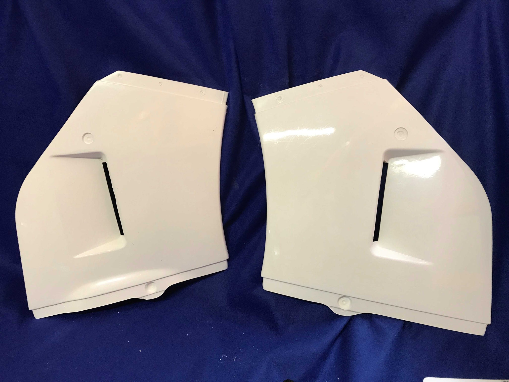 Suzuki RG125 Gamma 85-91 - Centre Panel (Left Hand)