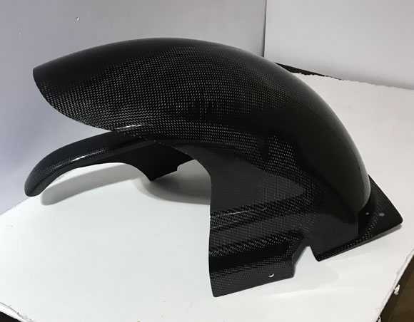 Triumph 750/900 (caliper over) - Rear Hugger (CF)