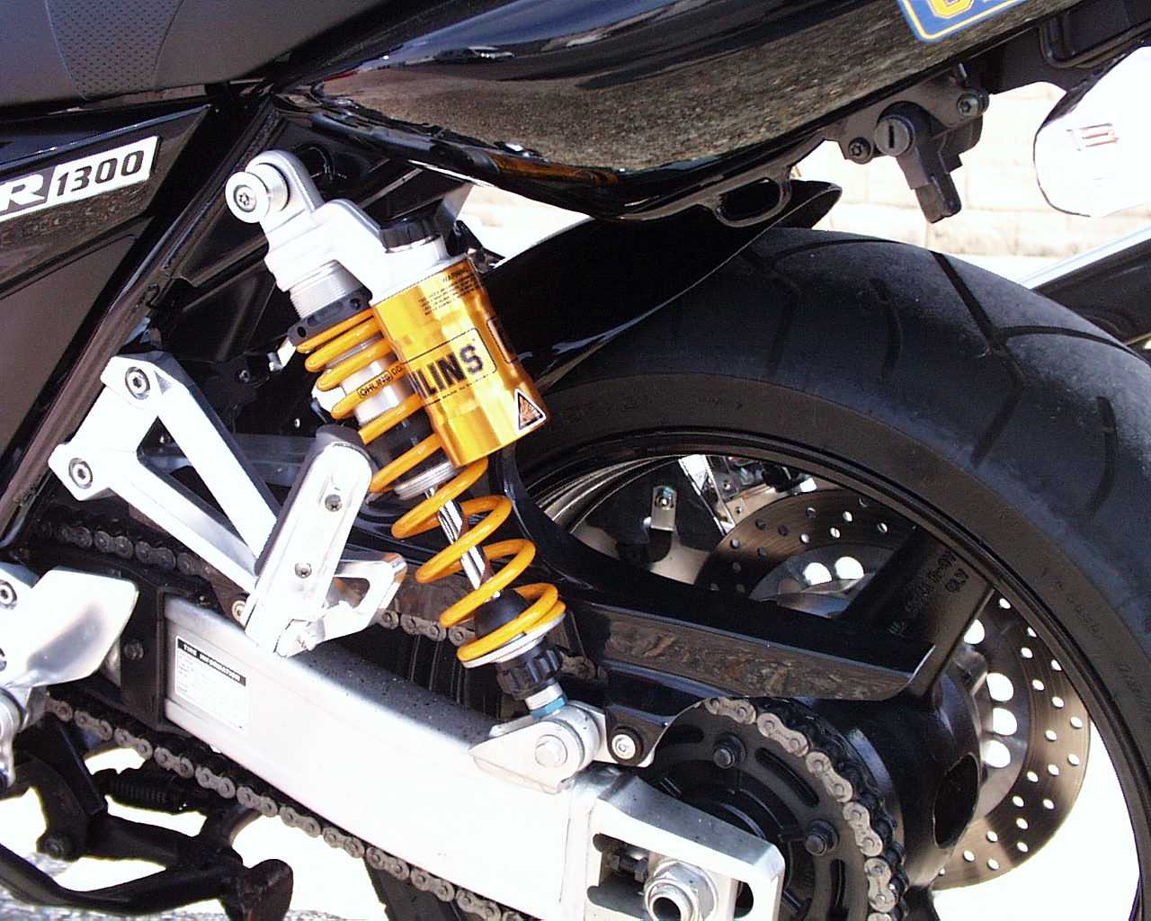 Yamaha XJR1300 - Rear Hugger (CF)