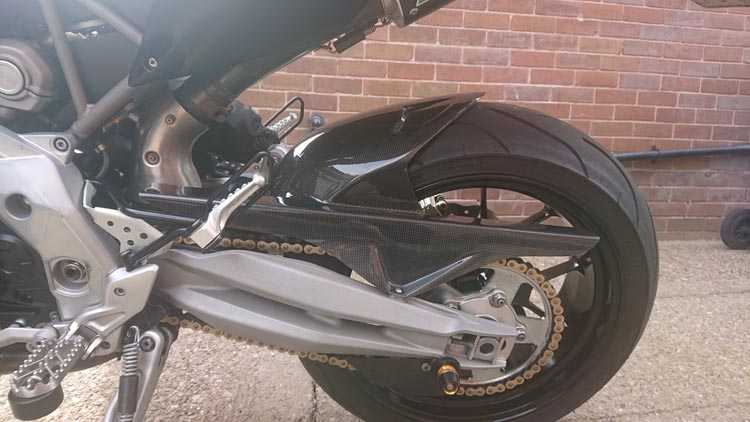 Aprilia Dorsoduro 750 - Rear Hugger (CF)