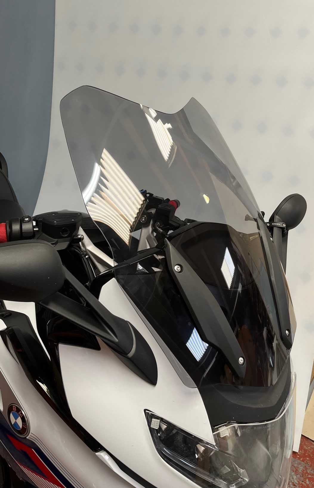 BMW K1600GT All Years - 62cm Tall 49cm wide Screen