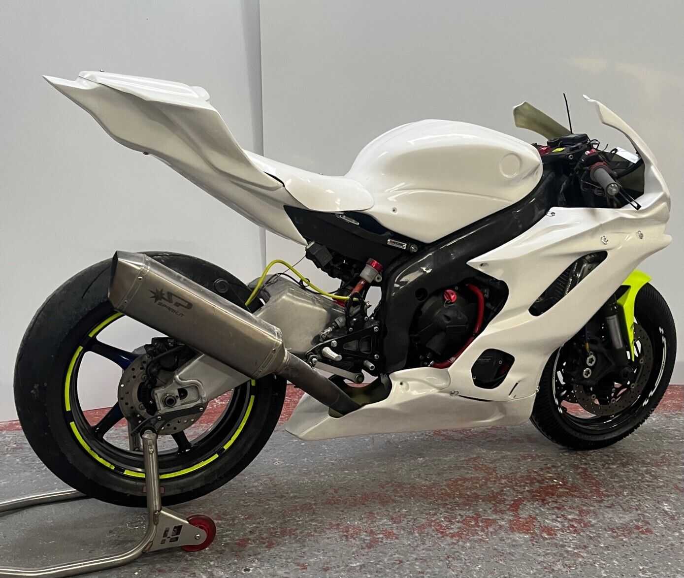 Yamaha YZF R6 2017 - Full Race Fairing Seat and Tank Kit