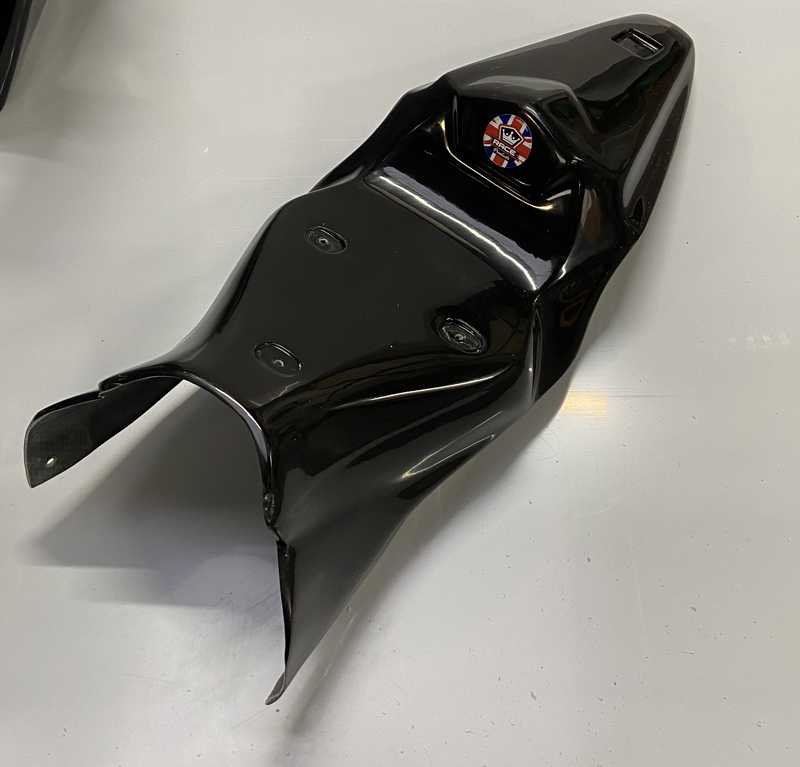Suzuki GSXR1000 L7 2017+ - nardo grey Race Fairing, seat unit and tank cover