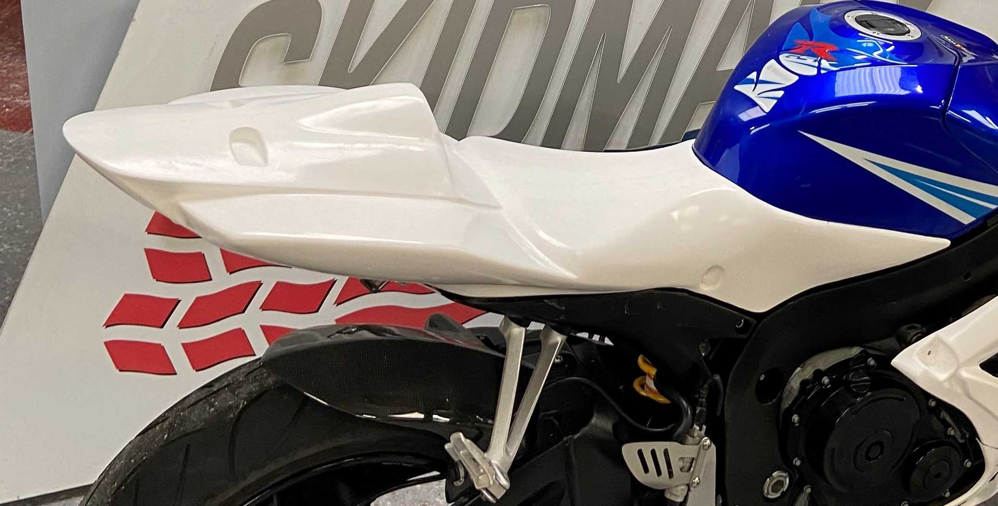 Suzuki GSXR600 K6-7 2006-07 - Single Race Seat Unit