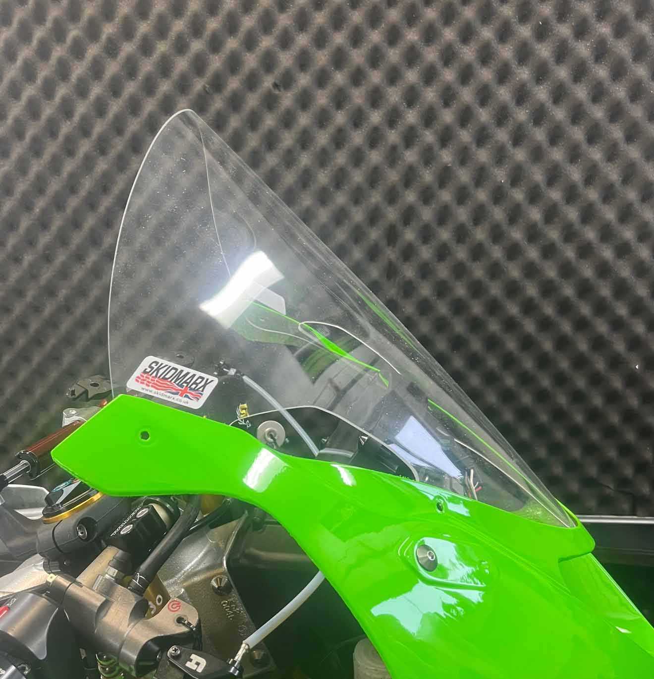 Kawasaki ZX6R 2024+ - Tall Bubble Race Screen