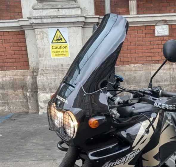 Honda XRV750 T-Y Africa Twin 1996-00 - Flip-up Tall Screen