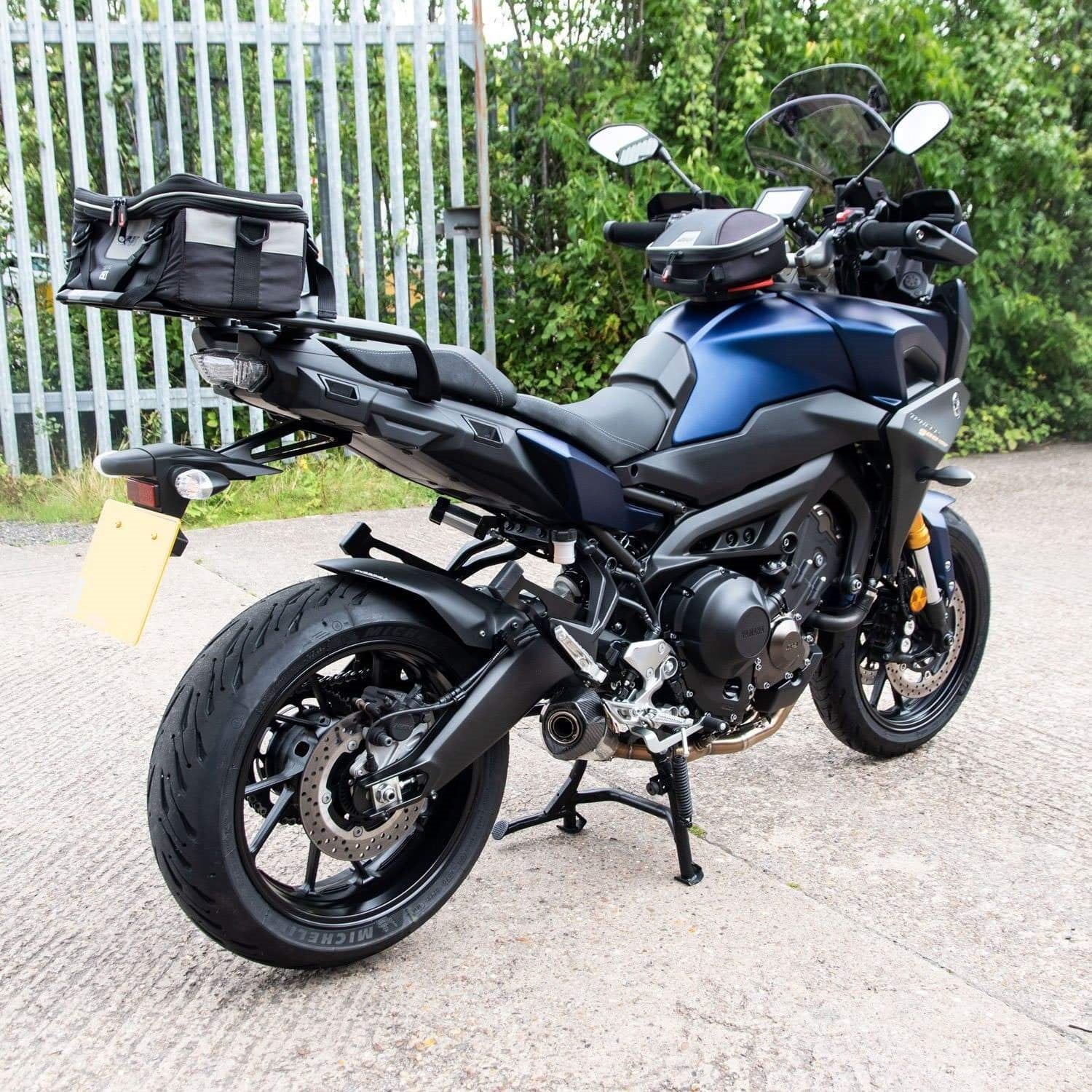 Pyramid Hugger | Matte Black | Yamaha Tracer 900 | 900 GT 2018-2020
