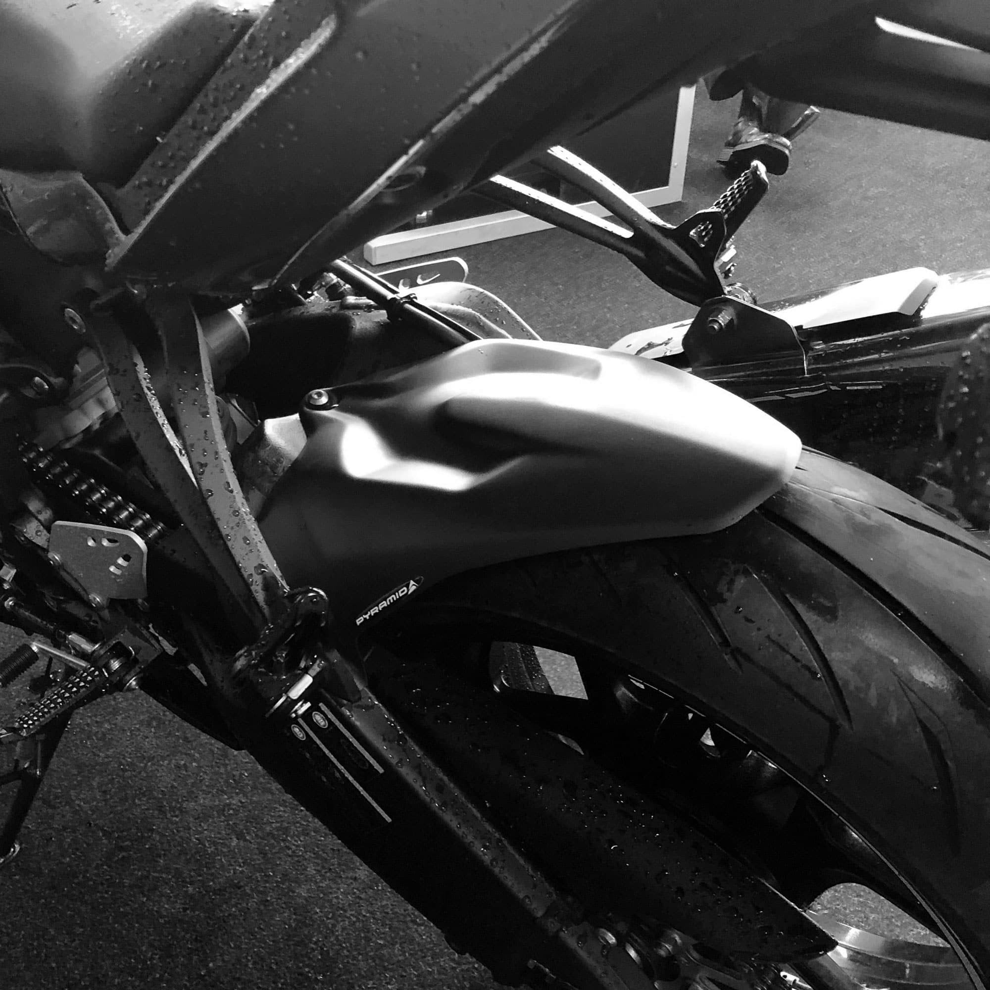 Pyramid Hugger | KRT Edition / Matte Black | Kawasaki ZX6-R | ZX6-R 636 2013-Current